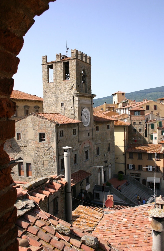 Piccolo Hotel Cortona 41/48