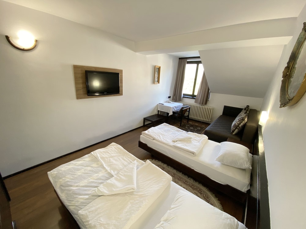 Hotel Komovi 11/50
