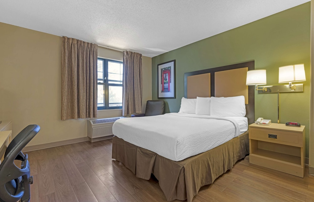 Extended Stay America - Stockton - March Lane 11/39