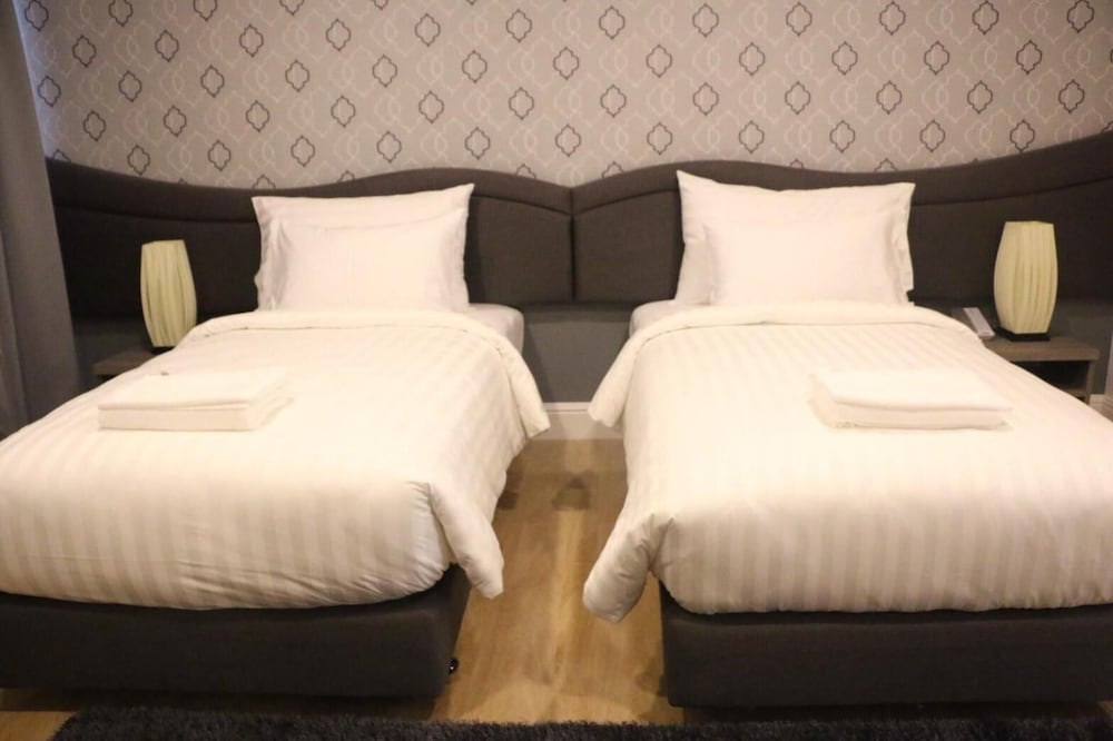 Avada Hotel 20/65