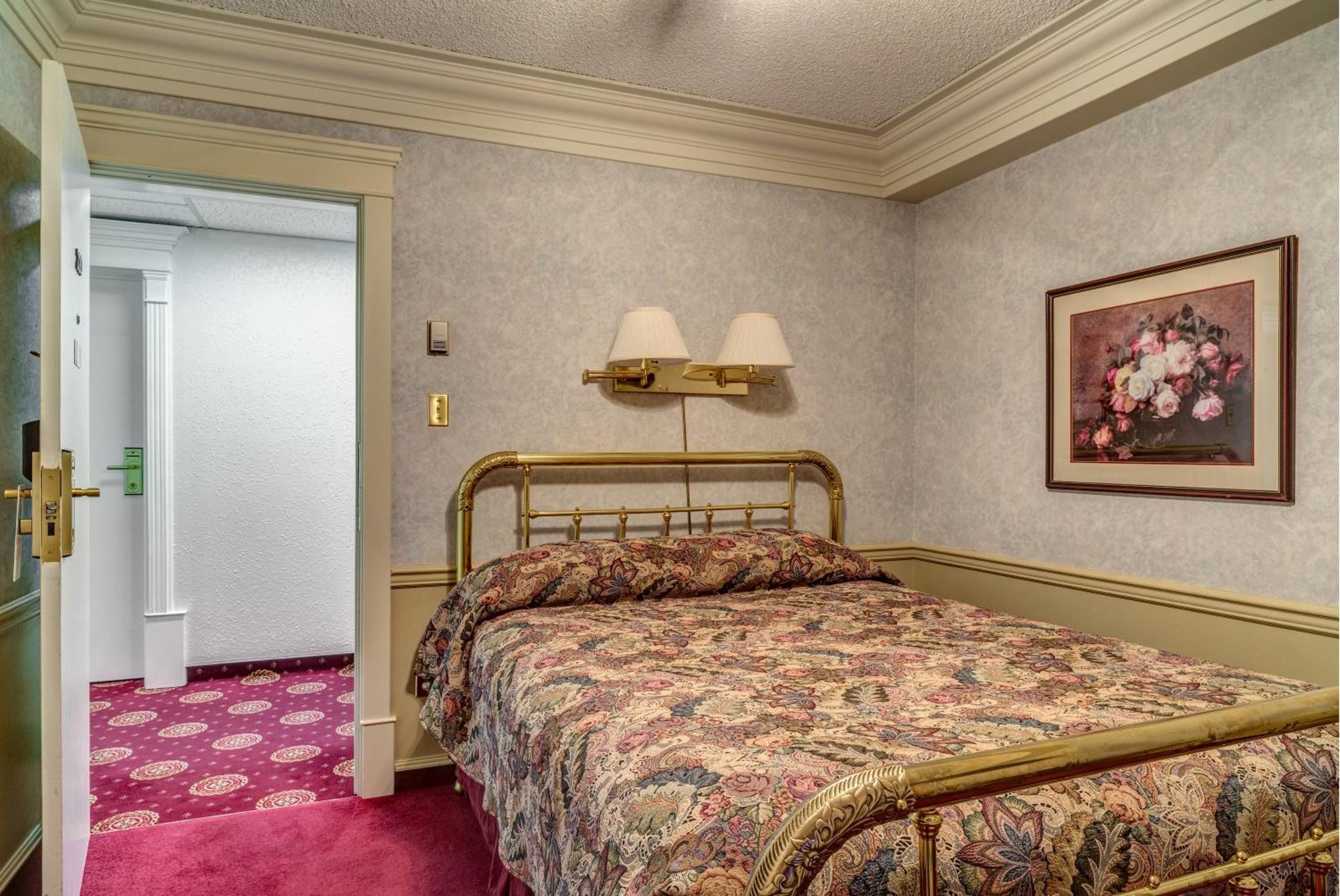 Athabasca Hotel 14/50