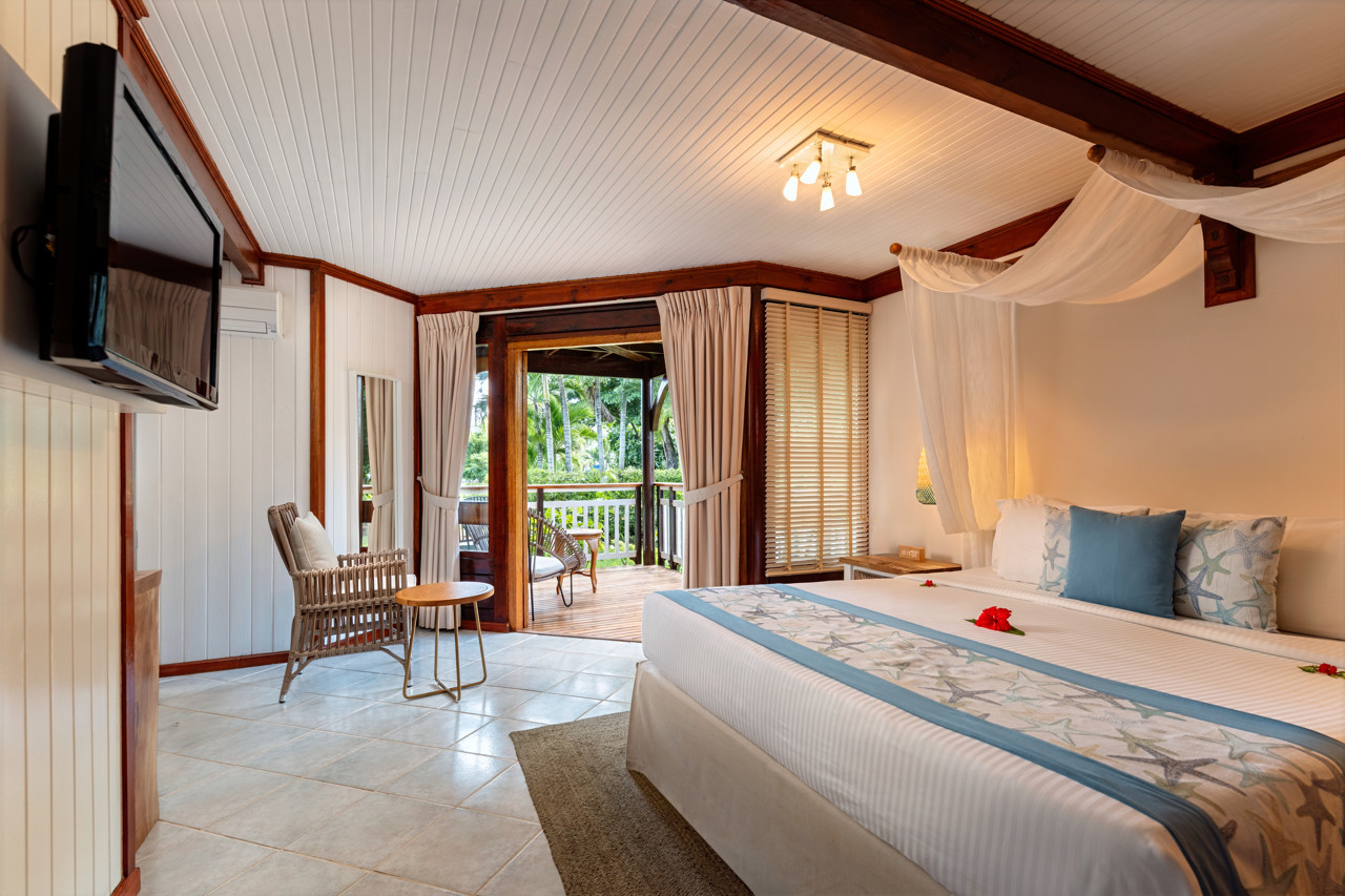 Acajou Beach Resort 12/76