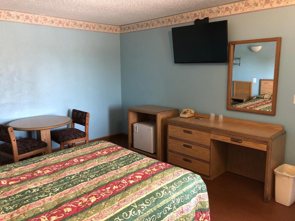 Chester Inn Motel 13/36