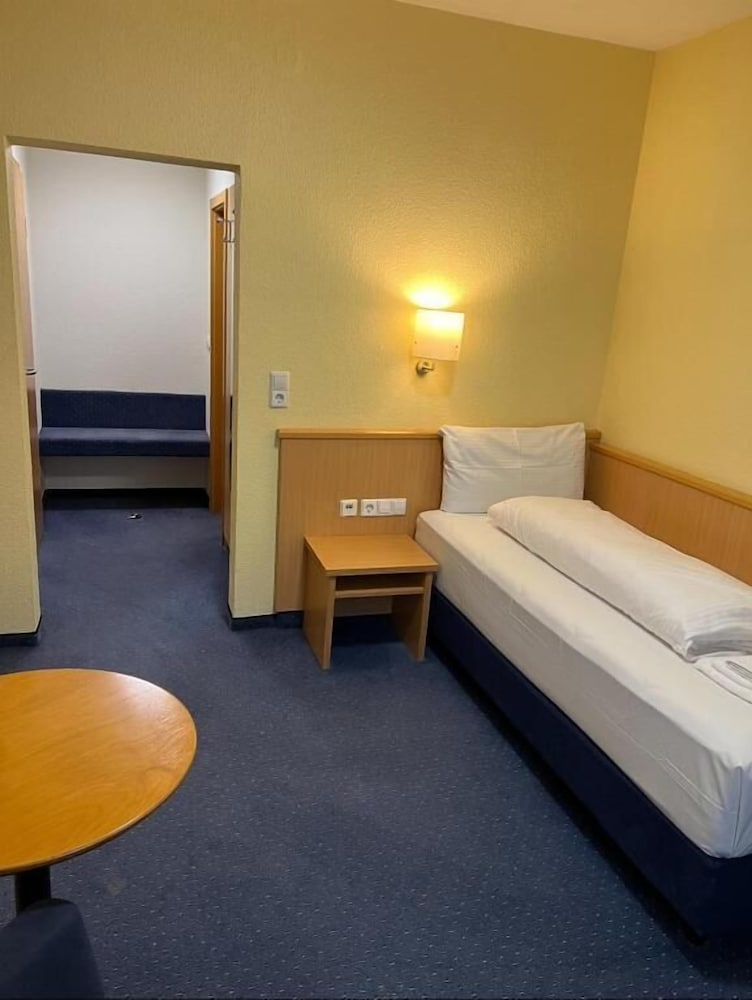 Hotel Wilder Mann 16/50