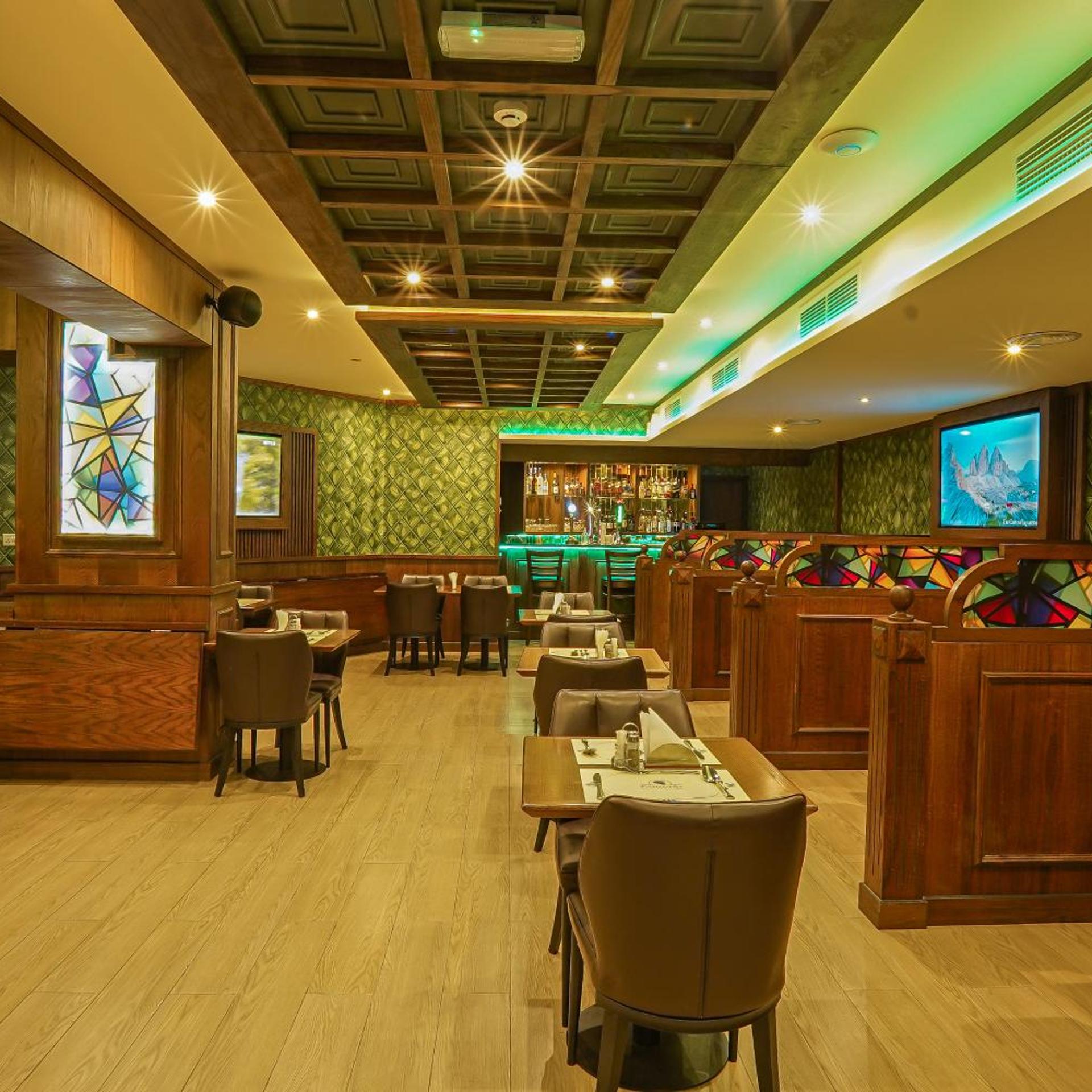 restaurant cafeteria