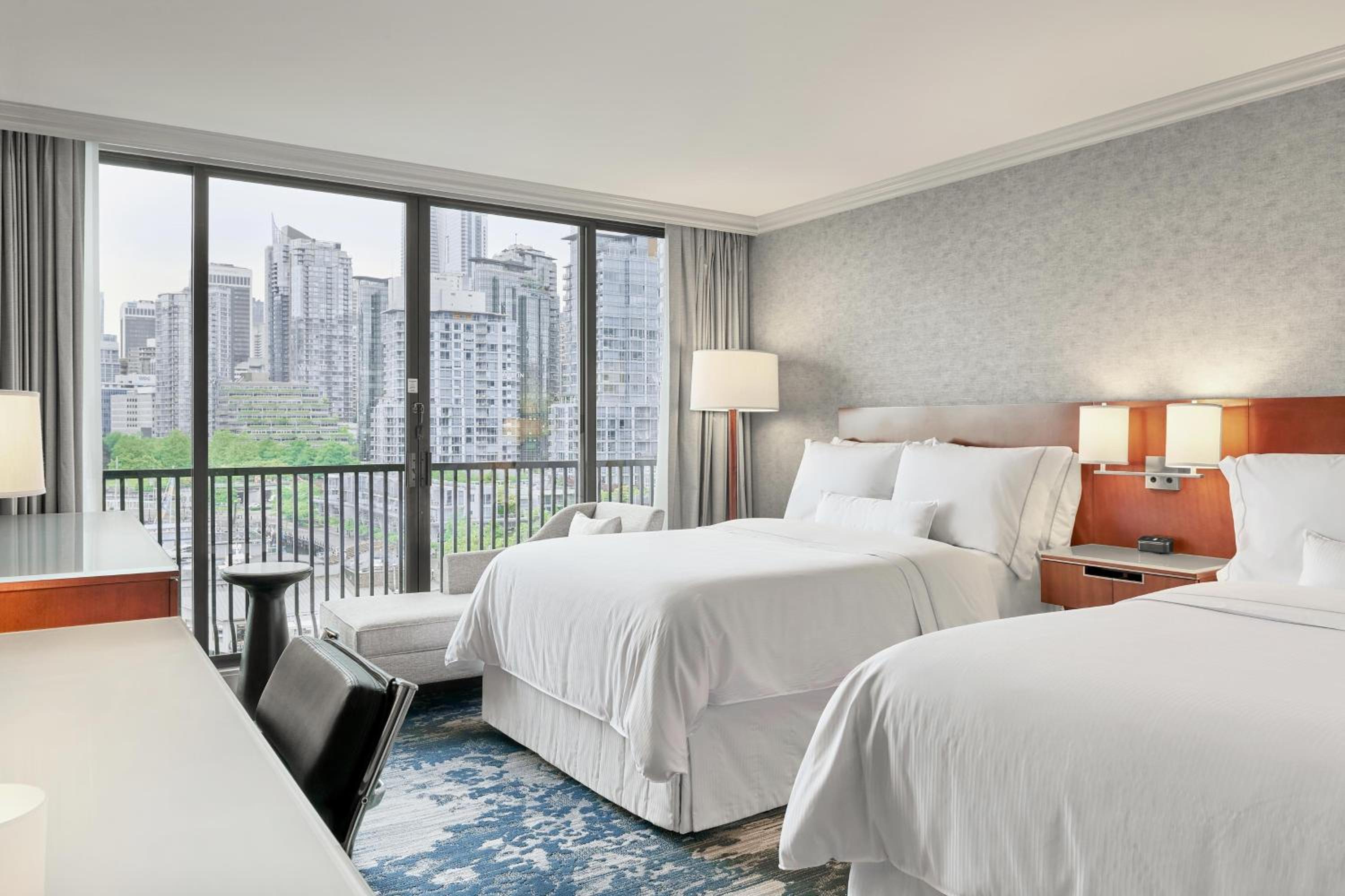 Marina, Premium, 2 Double Beds, City View