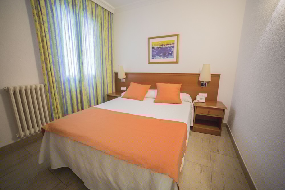 Risech Hotel 27/64