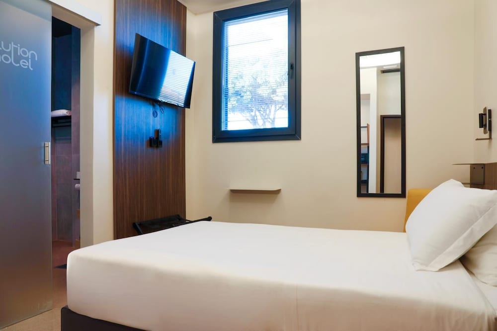 Best Western Hotel Revolution 12/51