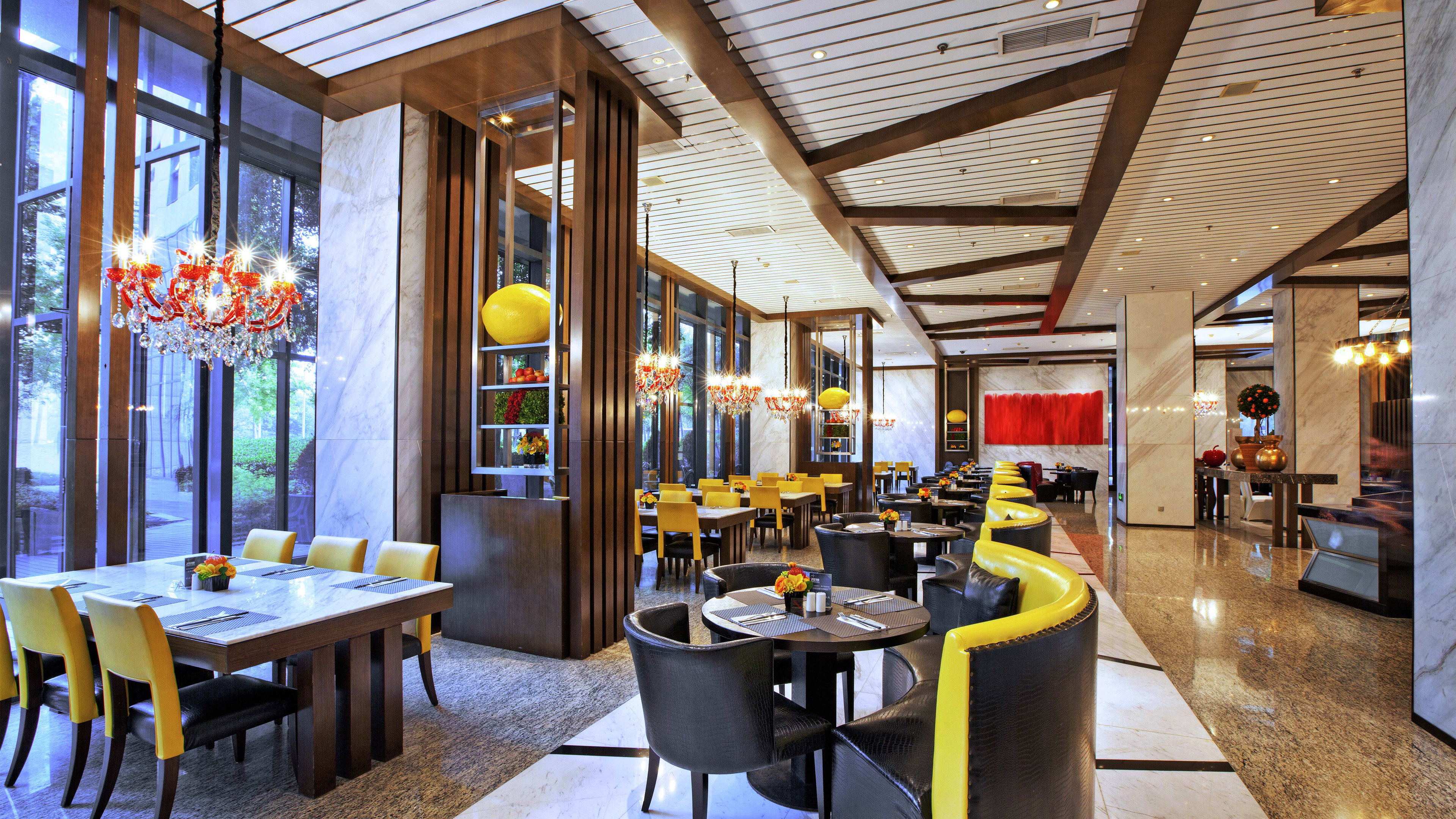 Holiday Inn Shanghai Hongqiao West An Ihg Hotel 35/50