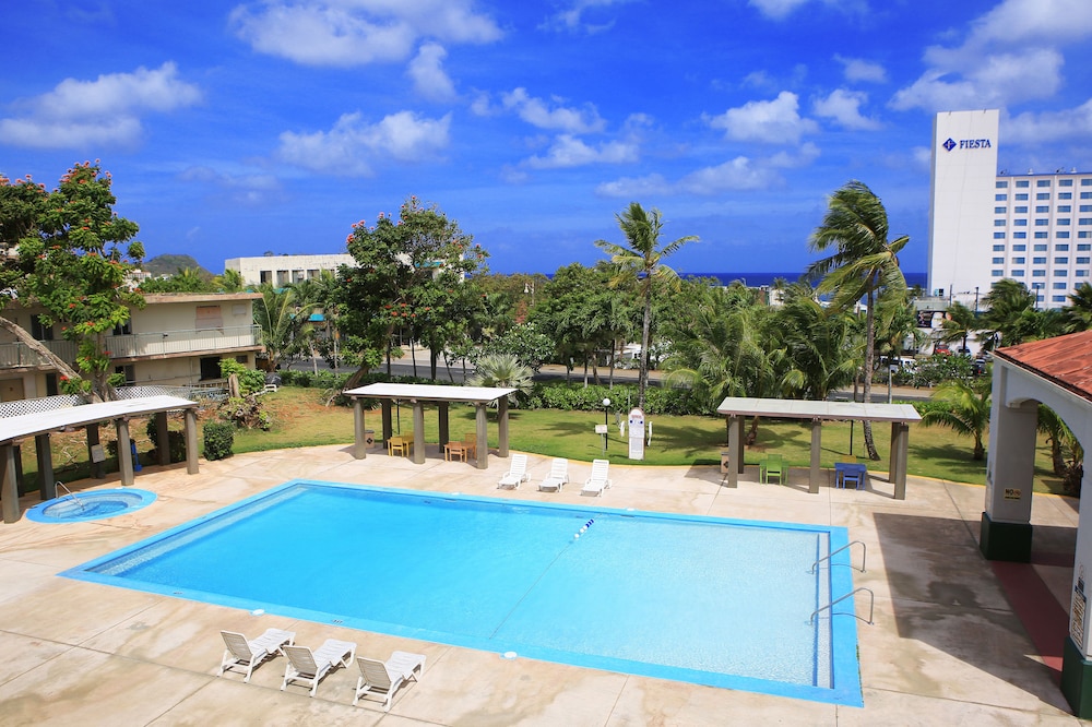 Garden Villa Hotel 27/60