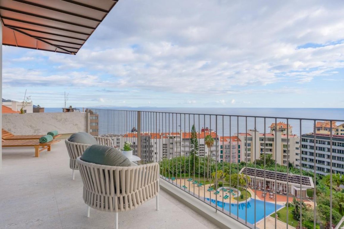 The Editory Ocean Way Funchal 7/107