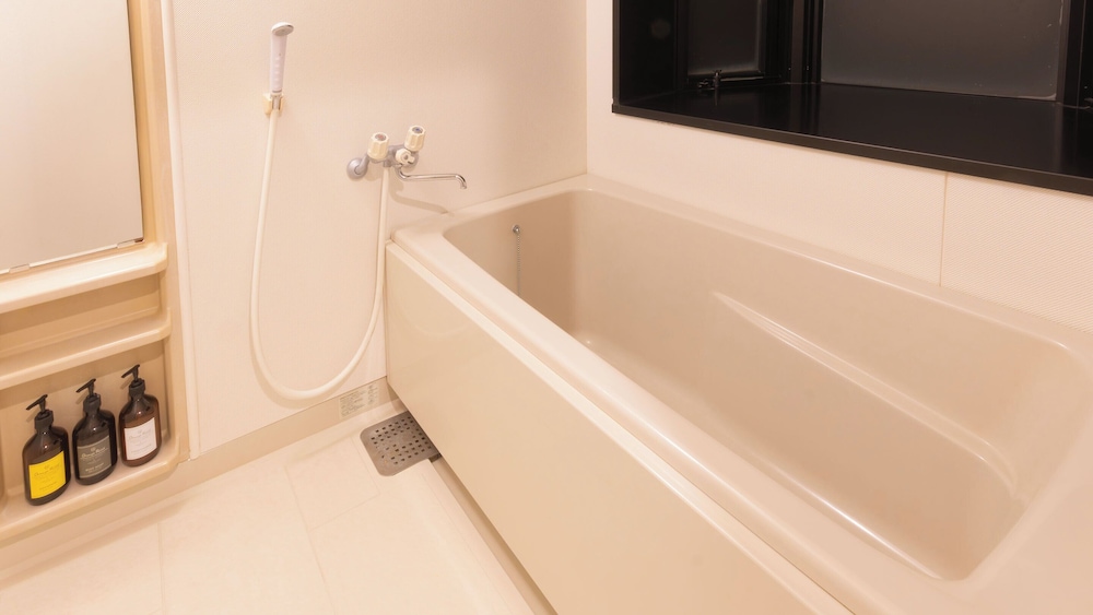 Japanese Western, Superior, Pool Side, Bathtub، Ooedo Onsen Monogatari Shima Saichoraku 4/4