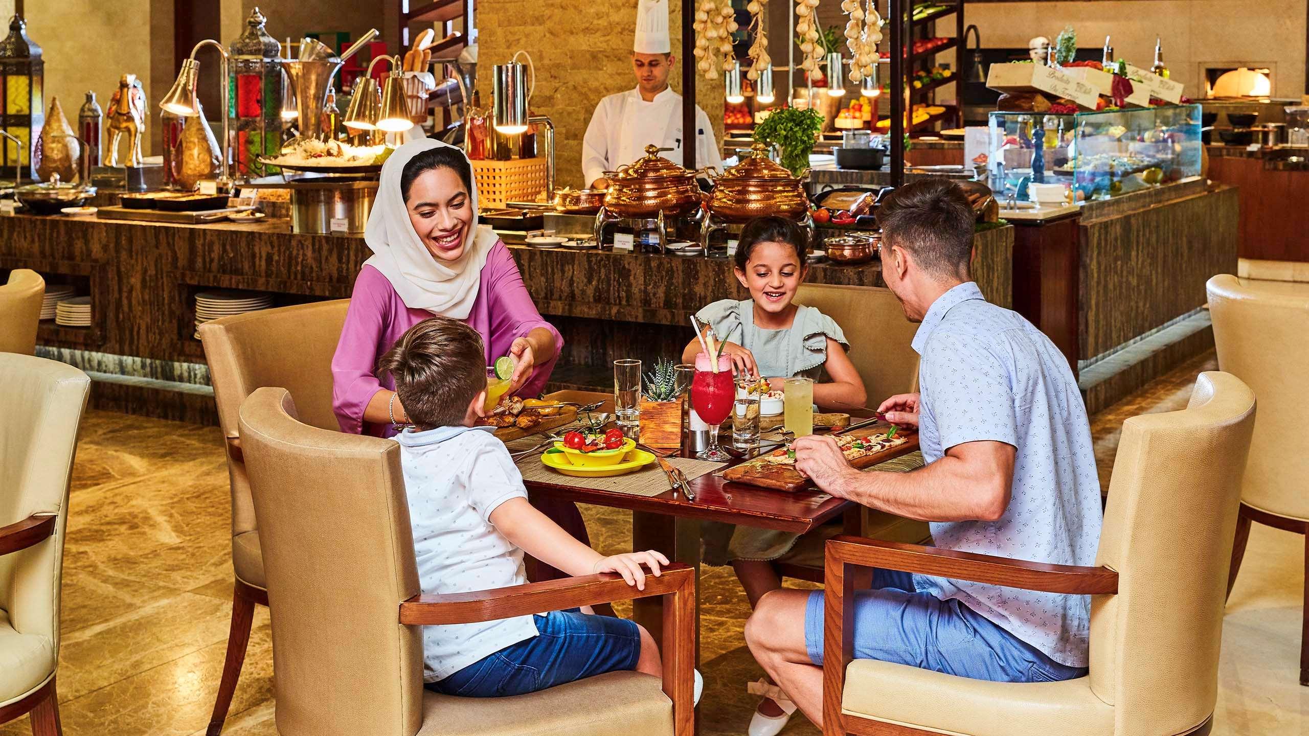 restaurant cafeteria