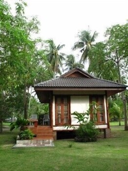 Suan Ban Krut Beach Resort 3/66