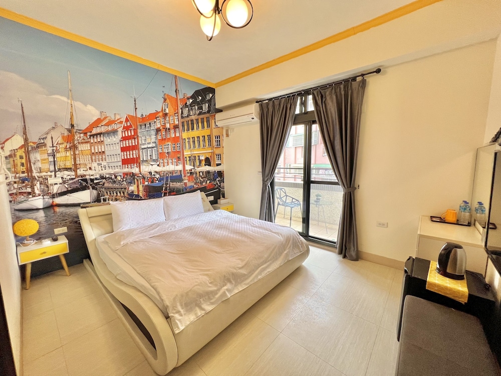 Ing Hostel 13/44
