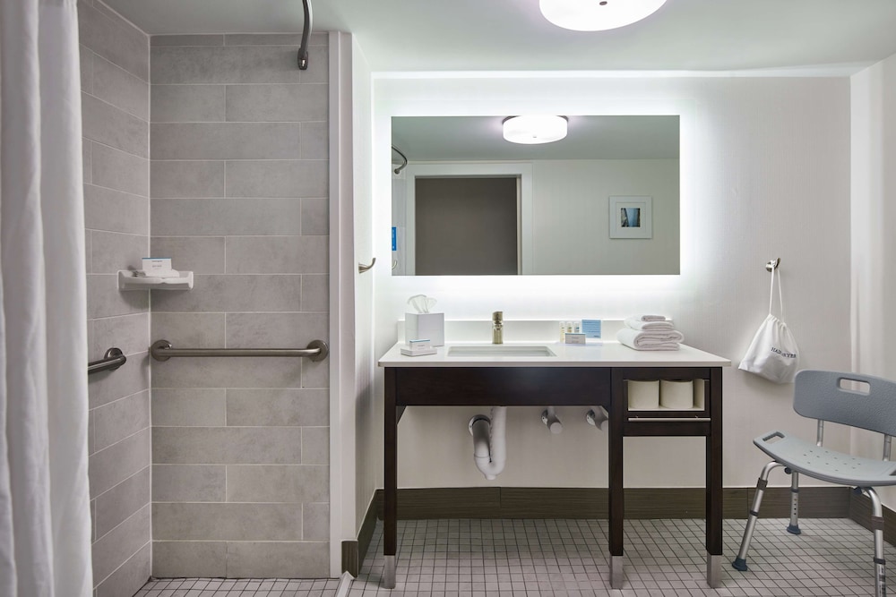 Hampton Inn And Suites Chapel Hill Druham 22/57
