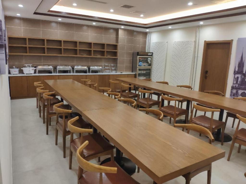 James Joyce Coffetel (Beijing Yizhuang Majuqiao Jingdong Headquarters Jinghai Road Subway Station) 33/49