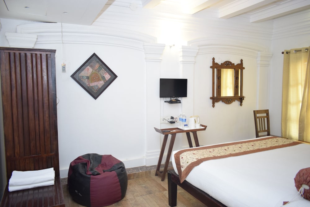 Le Chateau - A Heritage Boutique Hotel 15/72
