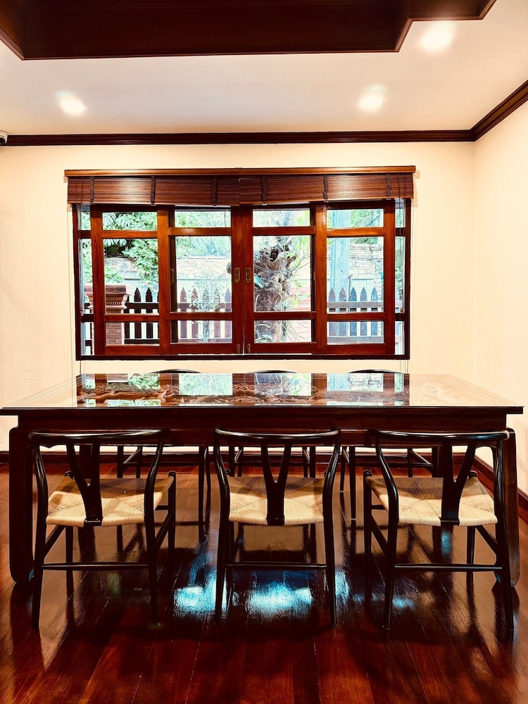 Phor Liang Meun Terracotta Arts Hotel 36/50