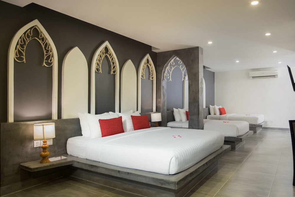 CENTRAL SUITE RESIDENCE 34/76
