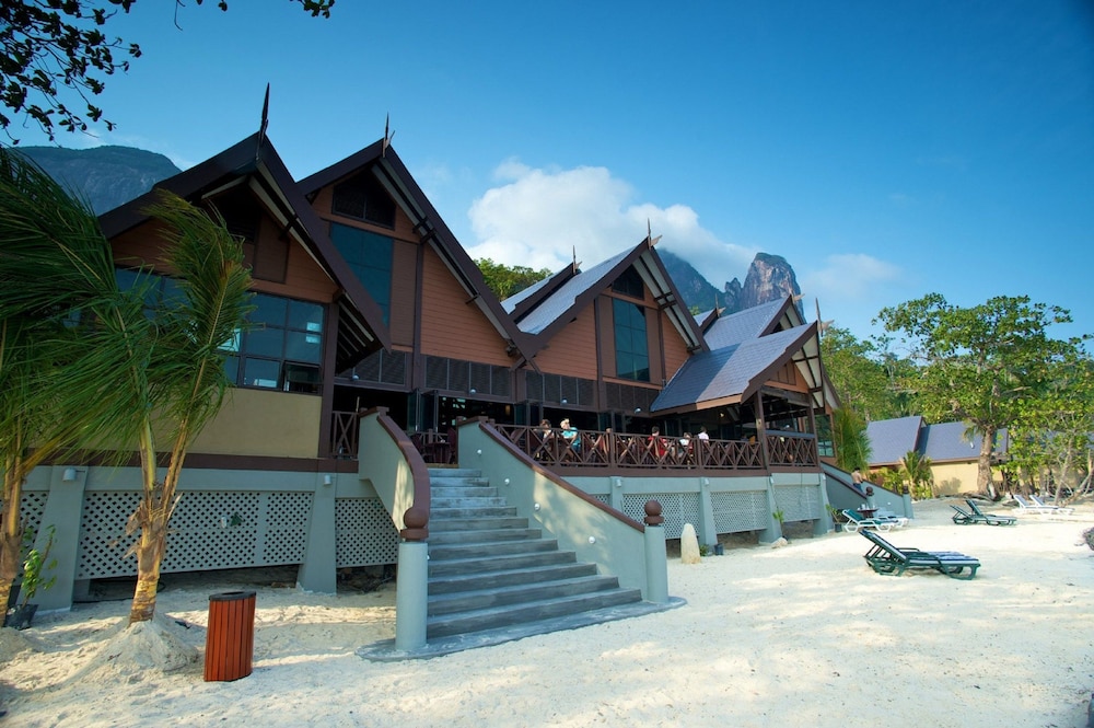 Tunamaya Beach and Spa Resort in TIOMAN ISLANDS
