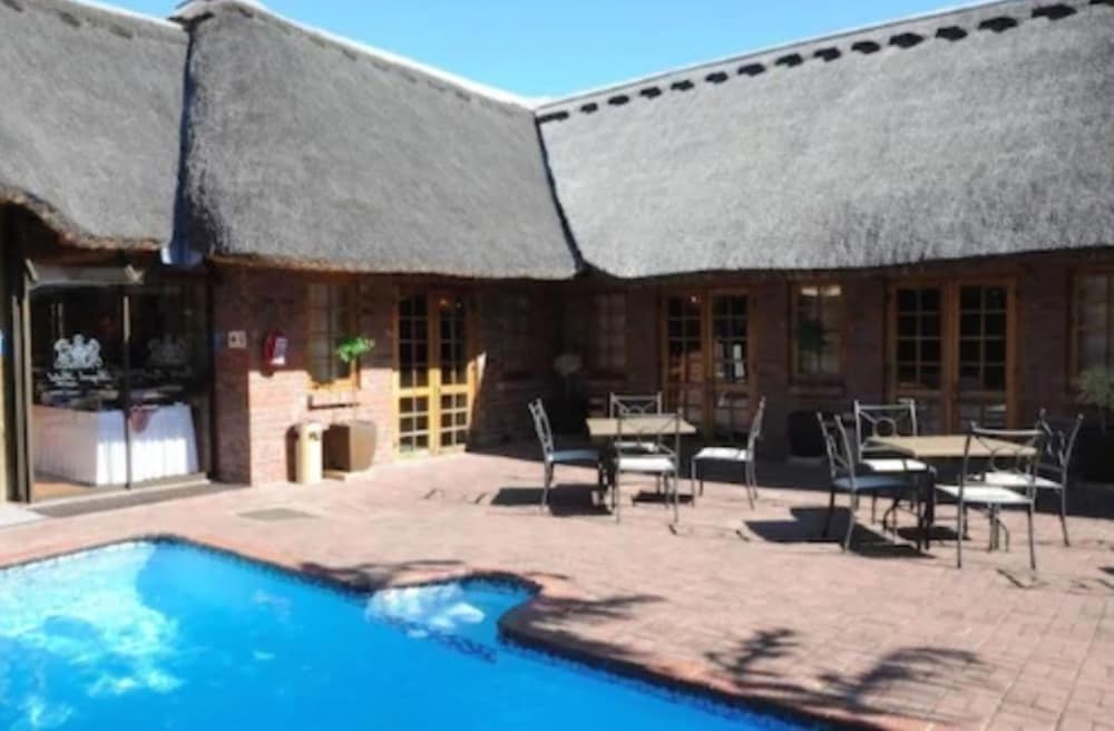 Royal Hotel Ladysmith 32/41
