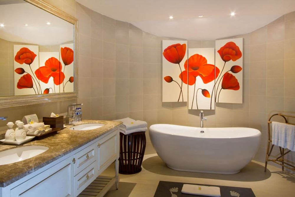 Grand Balisani Suites Hotel 58/71