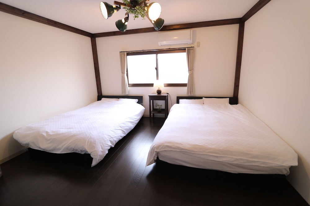 Guest House E-Nine 5/20