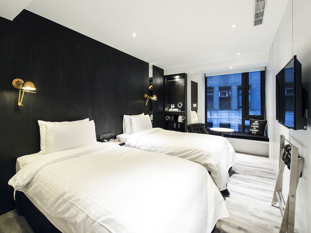 CLASSIC, TWIN BEDS