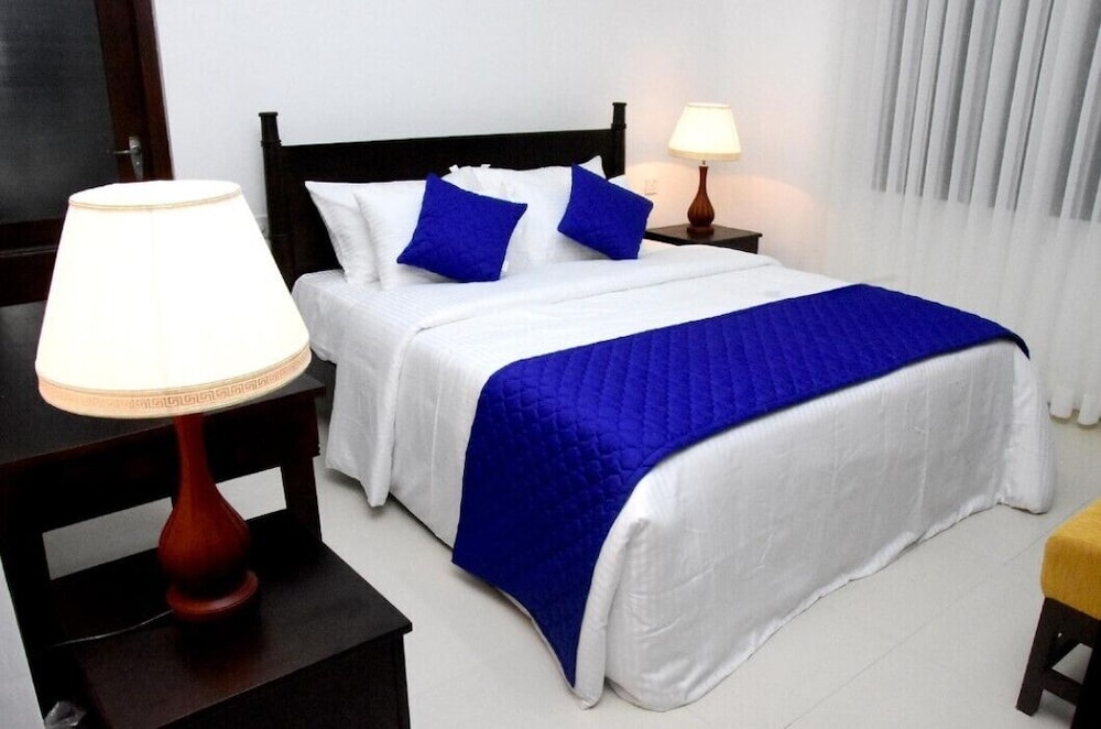 Blue Spring Hotel 16/38