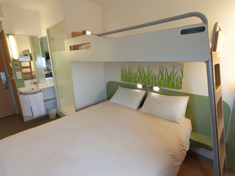 Ibis Budget Cherbourg La Glacerie 32/57