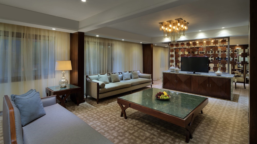 InterContinental Bahrain by IHG 42/77