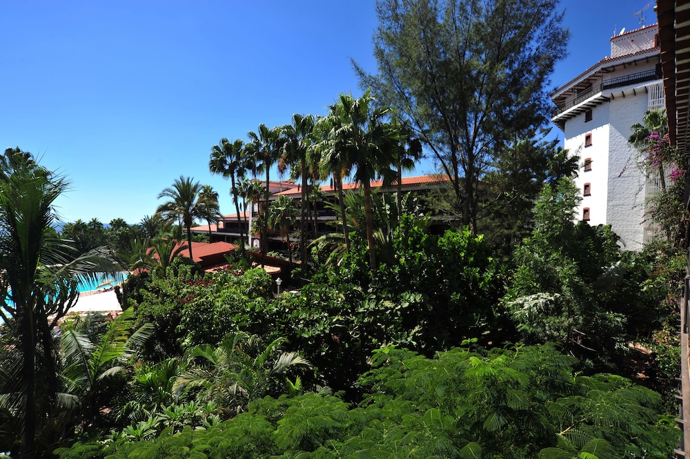 Parque Tropical Hotel 53/66