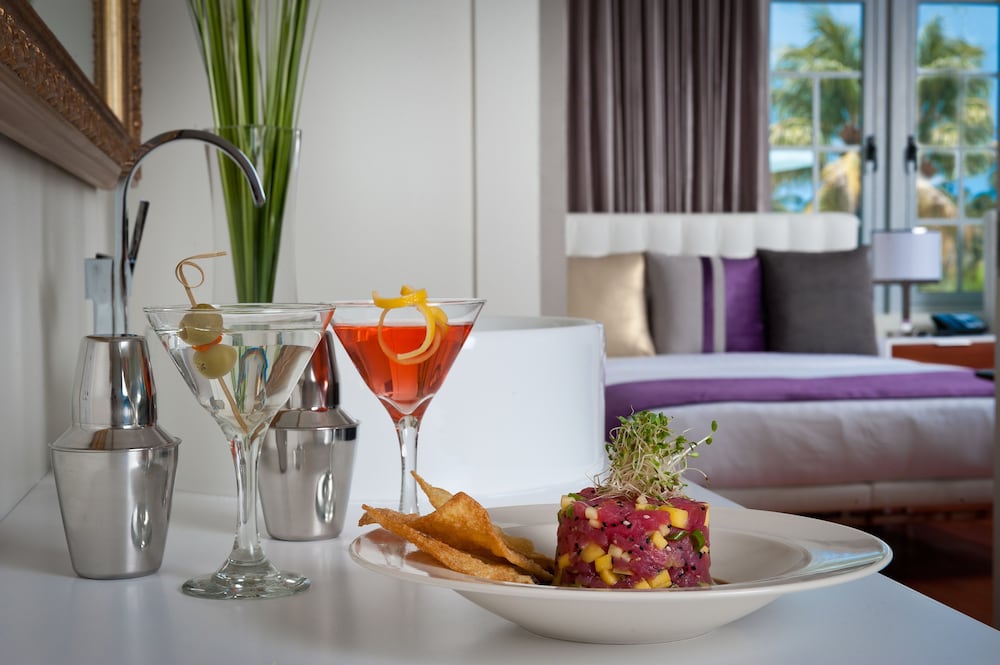 Leslie Hotel Ocean Drive 49/66