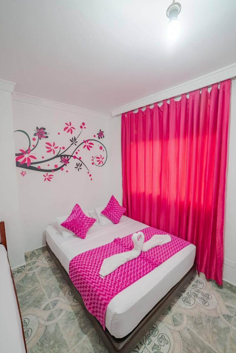 Hotel Rodadero Inn By GEH Suites 9/16