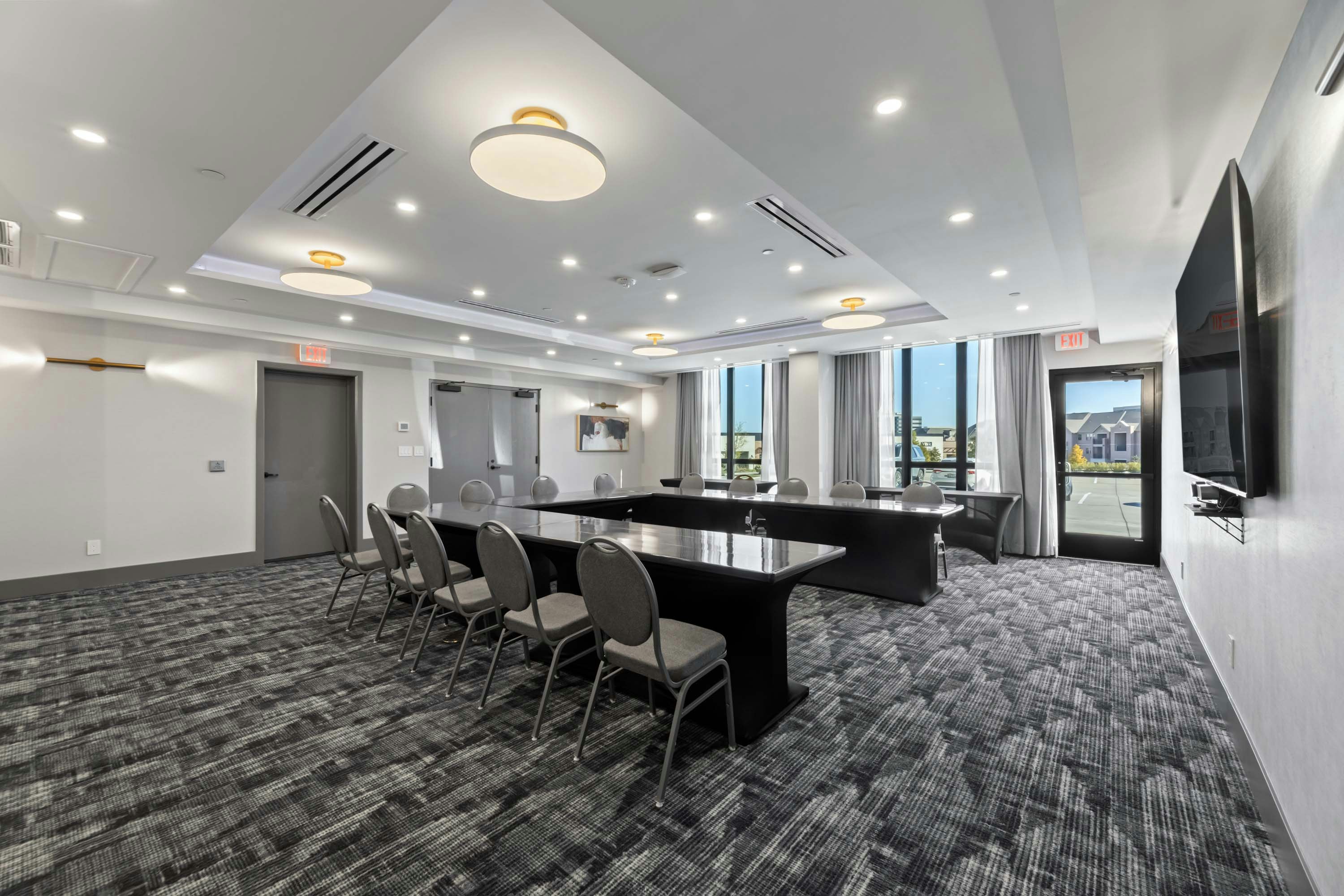 Sandman Signature Las Colinas Hotel and Suites 10/25