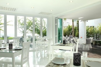 Verano Beach Villa 44/56