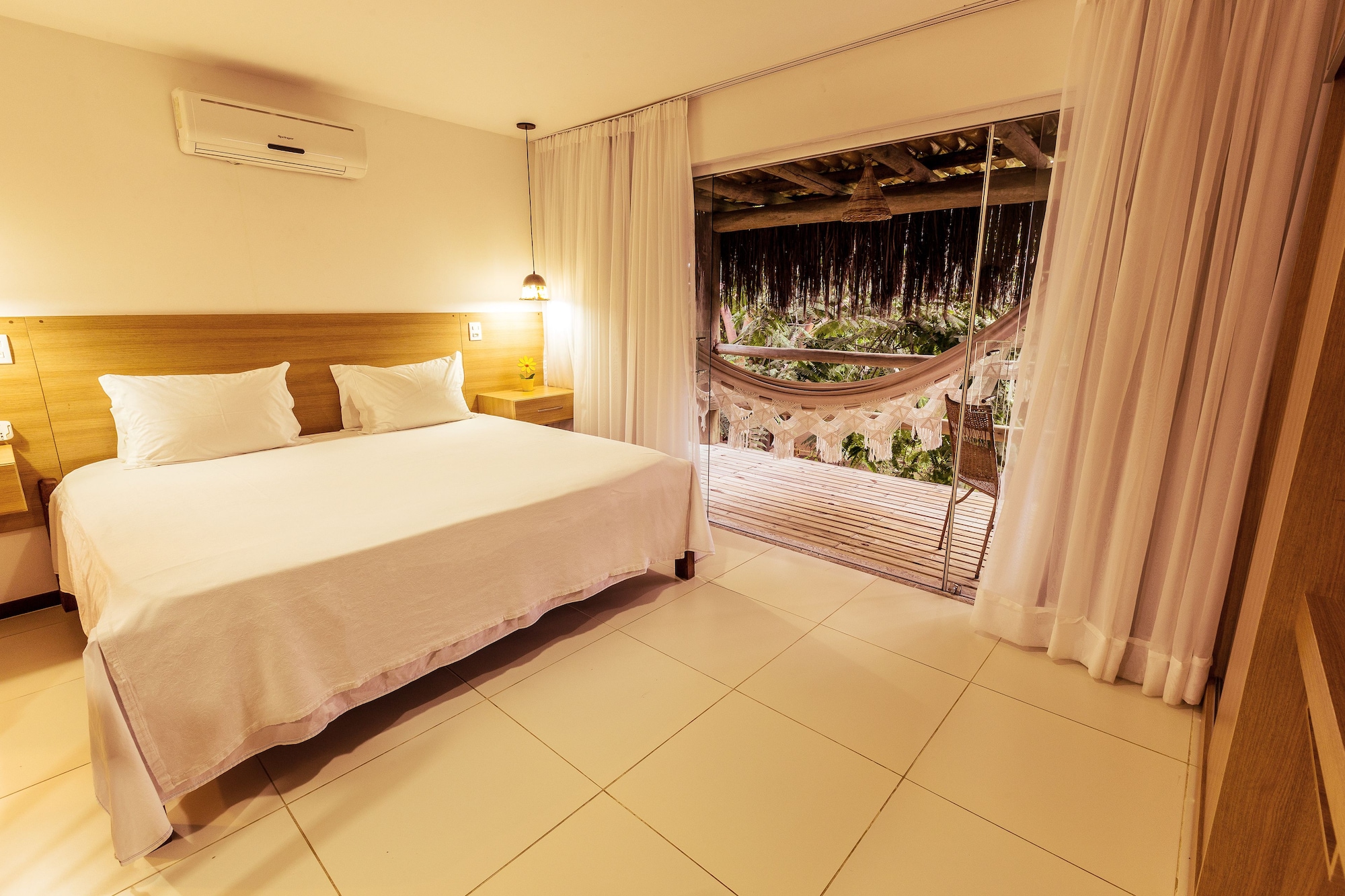ROOM, QUADRUPLE, 2 QUEEN BEDS, PRIVATE POOL