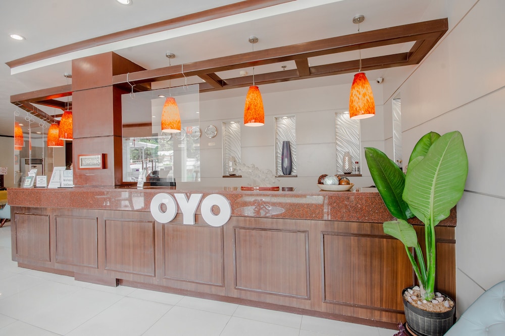 Fuente Oro Business Suites 11/68
