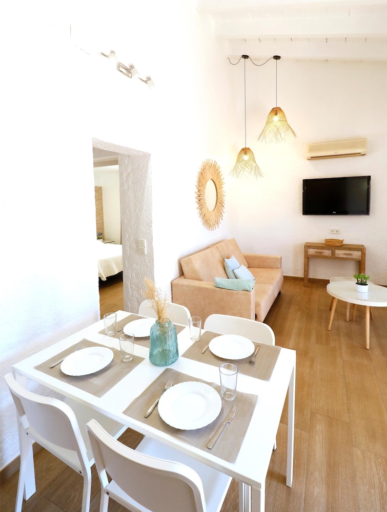 Naika Studios & Apartments 39/50