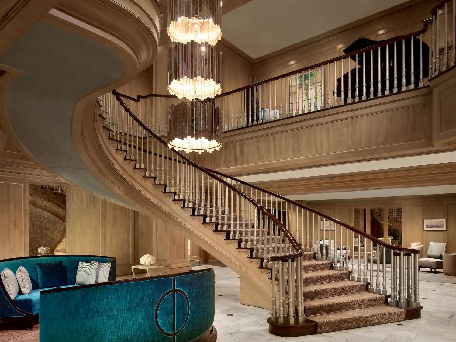 Royal Sonesta Harbor Court Baltimore 7/45