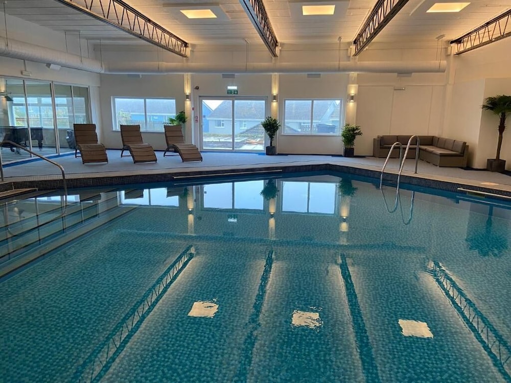 Pentire Hotel 40/63