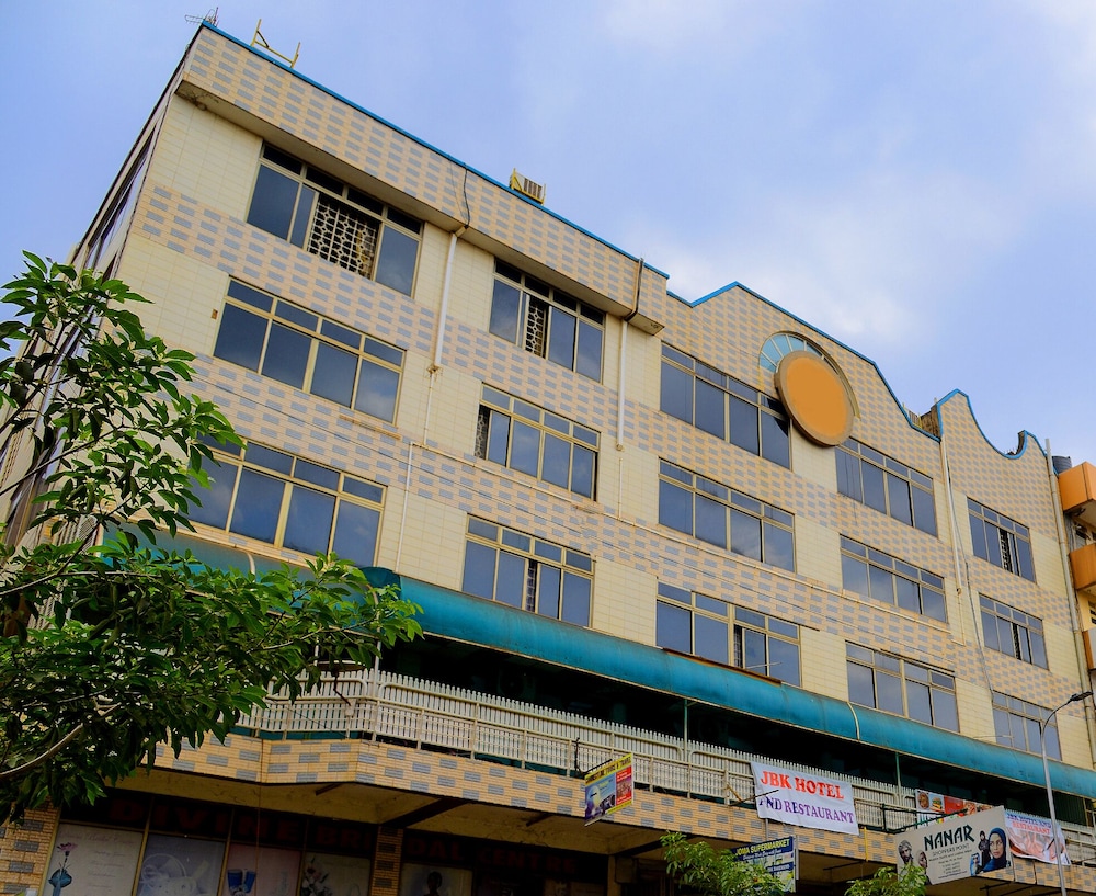 Jbk Hotel 2/33