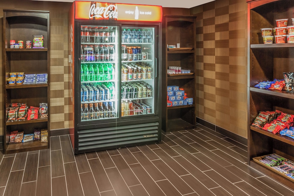 Holiday Inn Hotel And Suites Oklahoma City North 11/32