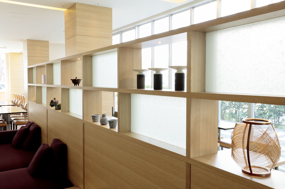 Candeo Hotels Handa 4/50