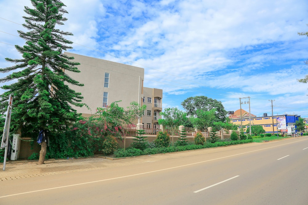 Hotel 7 Seasons Entebbe 52/55