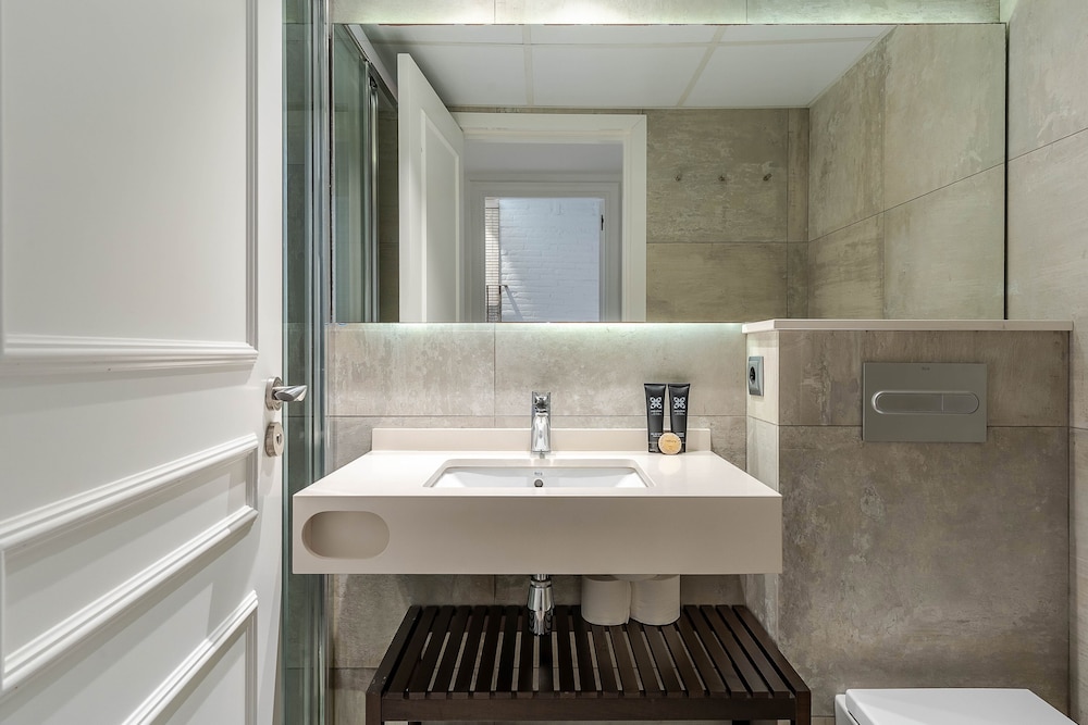Enjoybcn Colon Apartments Barcelona 49/50