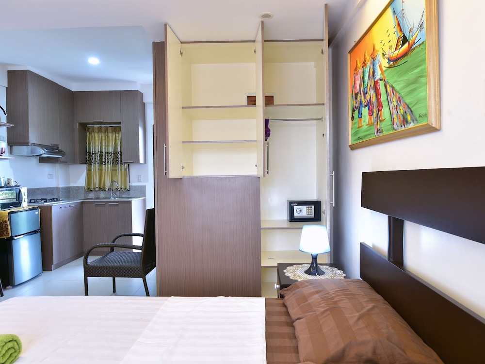 Anahaw Apartments Whitebeach 19/51