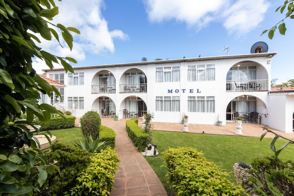 Aarangi Motel 46/55