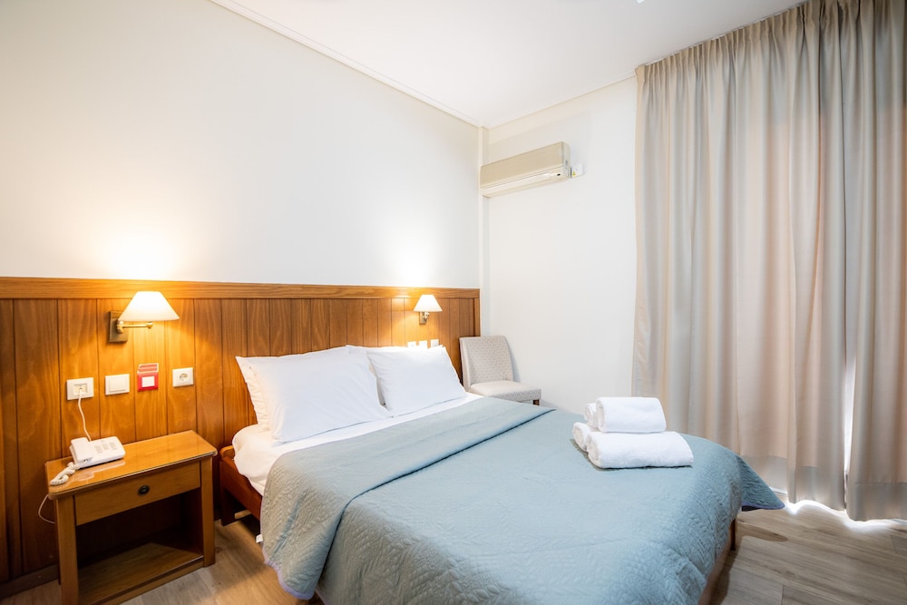 Philippos Hotel 13/63